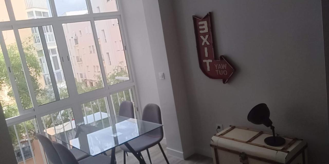 La Casa De Sola Apartment Cadiz Luaran gambar